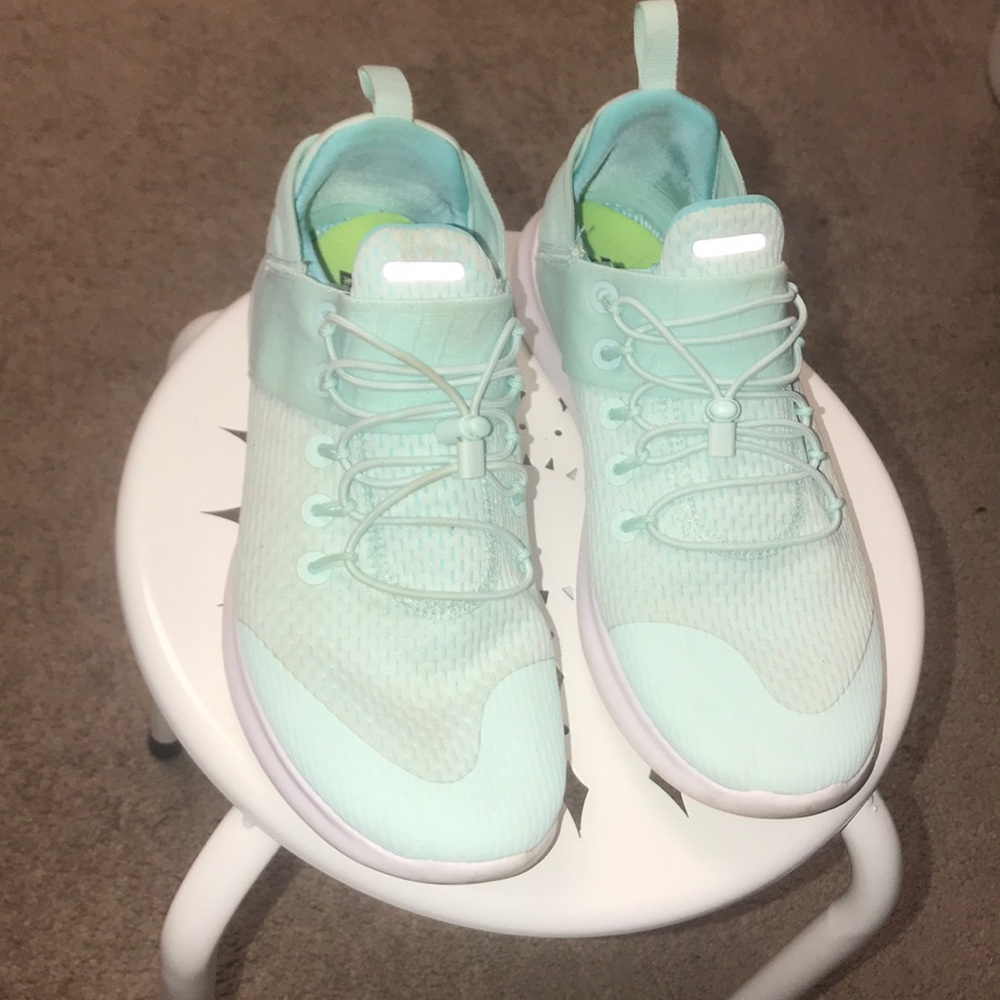 Nike Green 8.5 Great condition!!